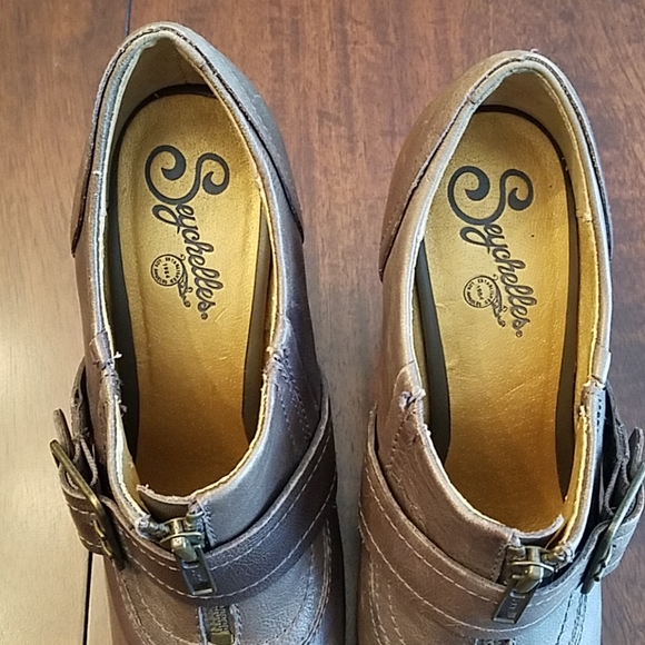 Seychelles Booties - Picture 6 of 6